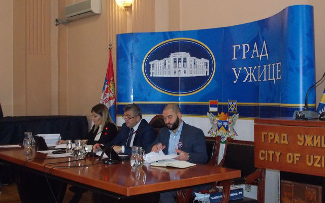 Gradski prevoz, kvalitet vazduha, zabrana gradnje mini hidroelektrana 