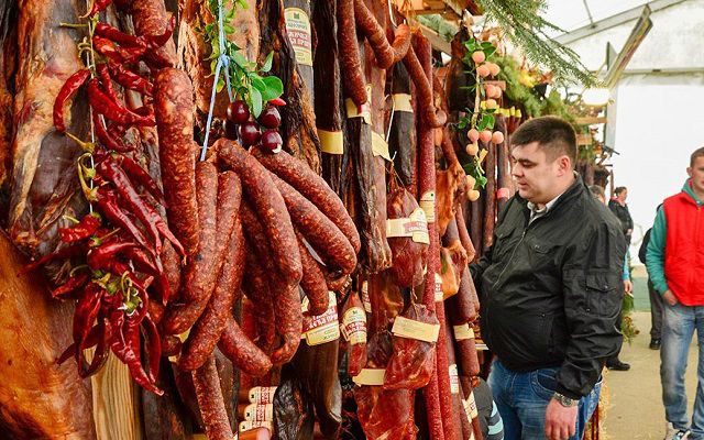 Ove godine, ipak bez “Pršutijade”