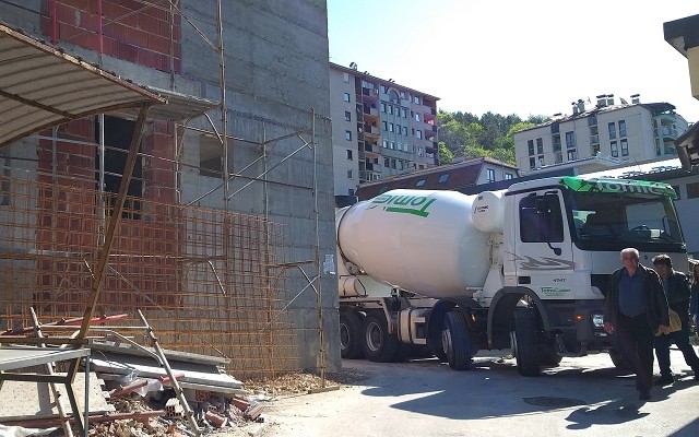 Druga faza rekonstrukcije zelene pijace   