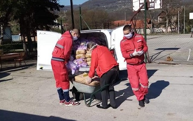 Humanost pre svega