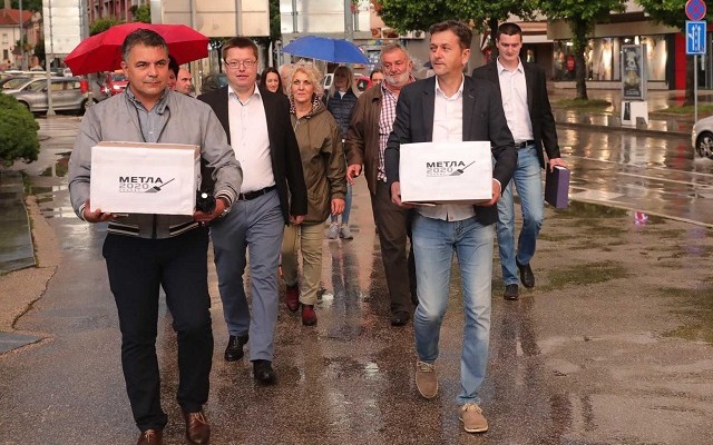 Predata lista „Užička metla za zdravu Srbiju“
