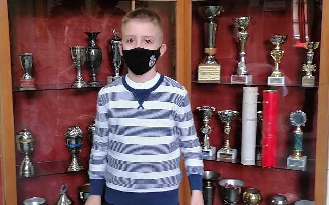 Lazar Novaković, Prva osnovna škola kralja Petra Drugog