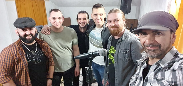 Moj rad na projektu „ Novi život počinjem“ će doneti sigurno dovoljan publicitet, da ćemo se sresti na koncertima u Užicu. Trg partizana je poseban izazov, jer najteže je pobediti na domaćem terenu. Ako se to desi, onda je sve kako treba...