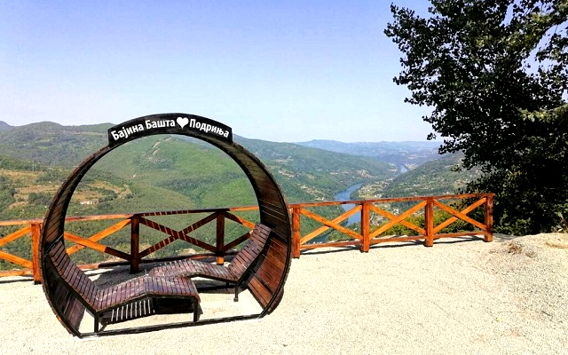 Vidikovac Zelenika nova atrakcija Bajine Bašte