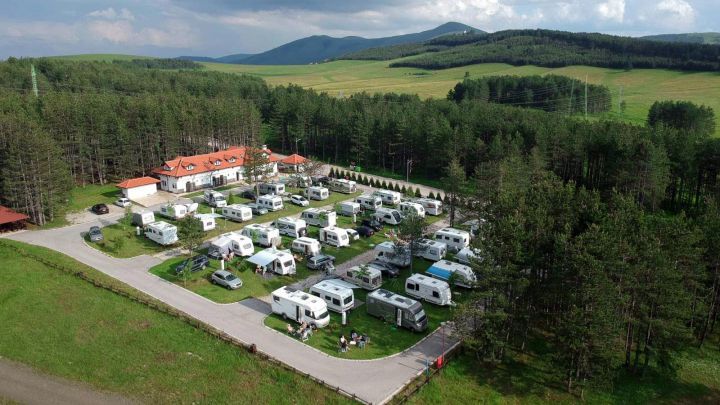 USPEŠNA SEZONA U KAMPU NA ZLATIBORU