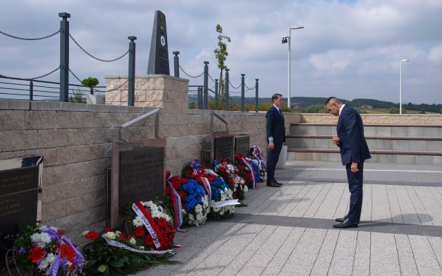 Odata počast učesnicima misije "Halijard"