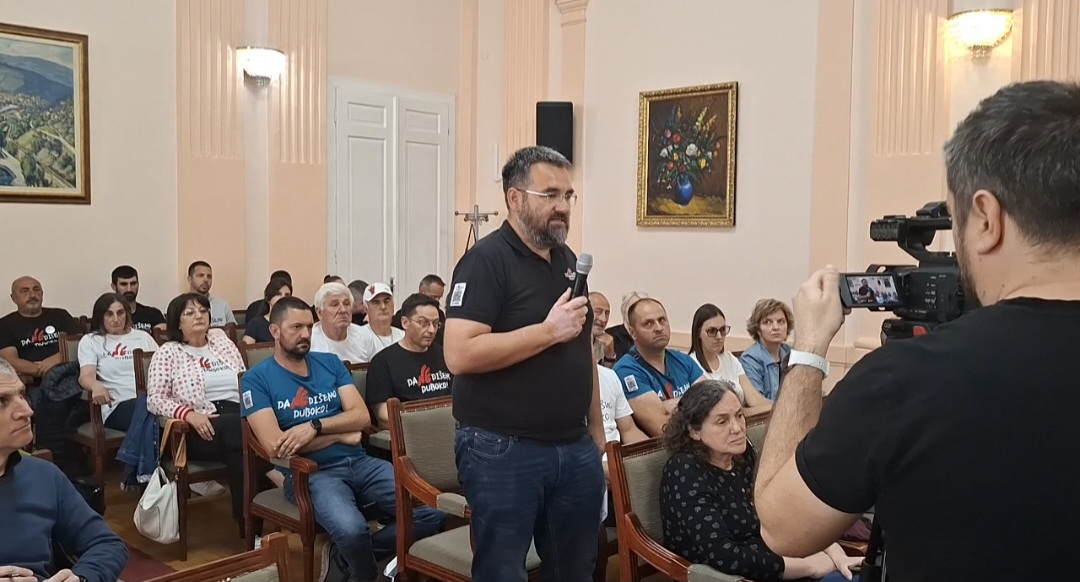 „Da ne dišemo Duboko“.