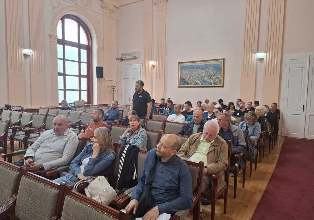 „Da ne dišemo Duboko“.