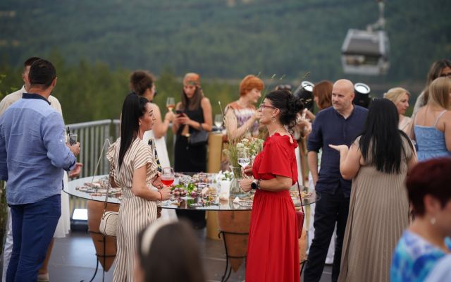 Pod sloganom "Na pravoj si žici" ozvaničena letnja sezona na Gold gondoli